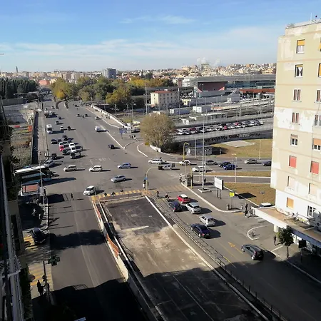 Pensjonat Sergio Tourist Close Tiburtina Station 4*