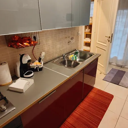 بيت ضيافة Sergio Tourist Close Tiburtina Station روما